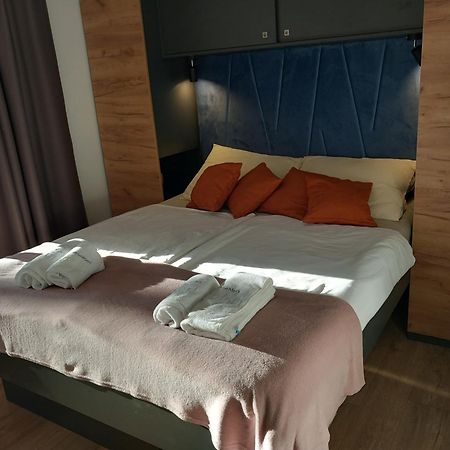 Mobile Home Anamari بيوغْغاد نا موغو المظهر الخارجي الصورة