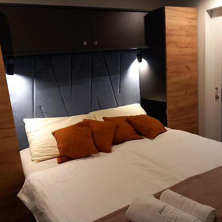 Mobile Home Anamari بيوغْغاد نا موغو المظهر الخارجي الصورة