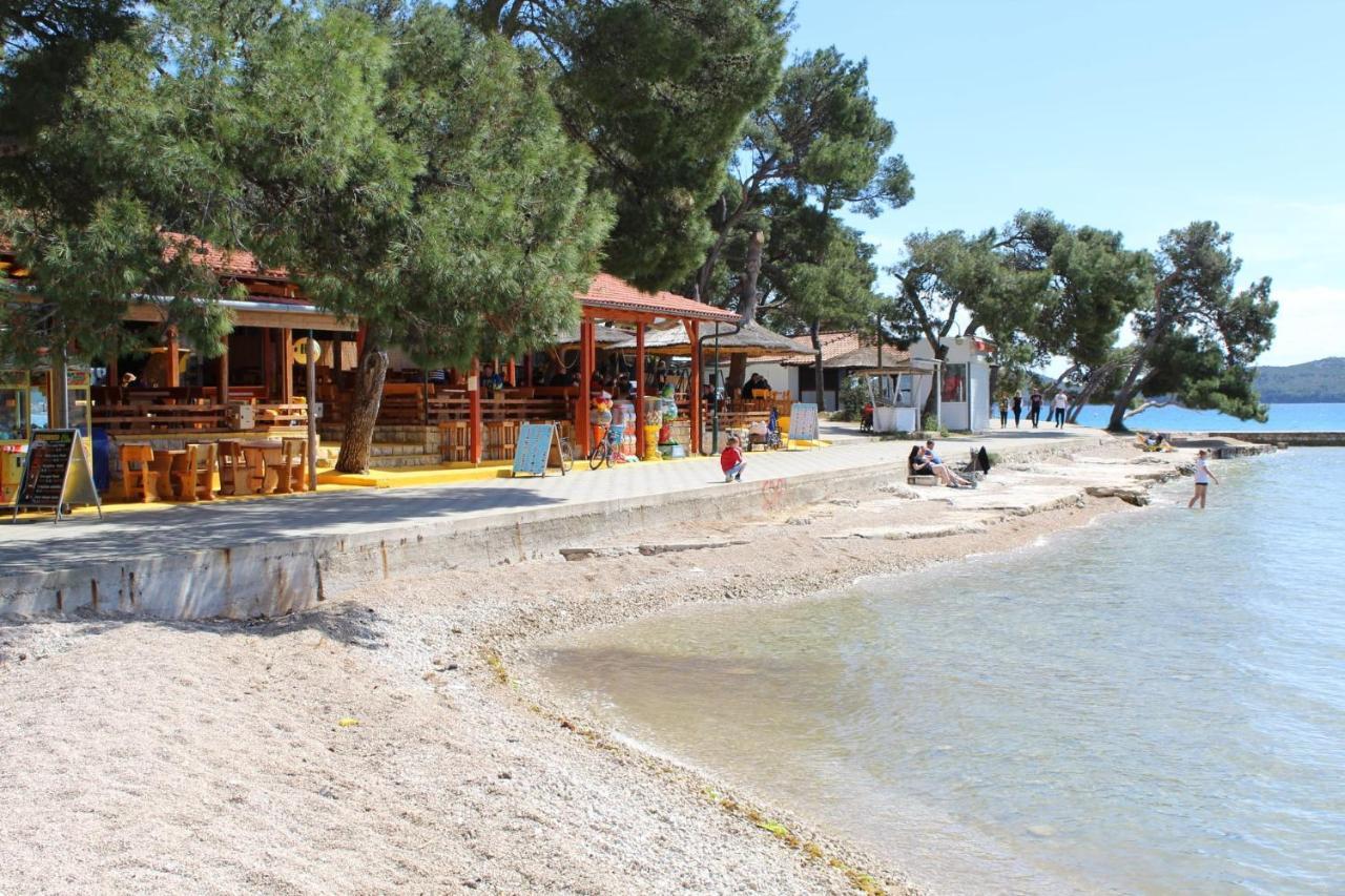Mobile Home Anamari بيوغْغاد نا موغو المظهر الخارجي الصورة