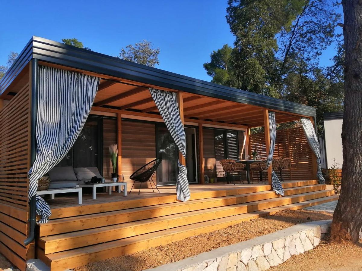 Mobile Home Anamari بيوغْغاد نا موغو المظهر الخارجي الصورة