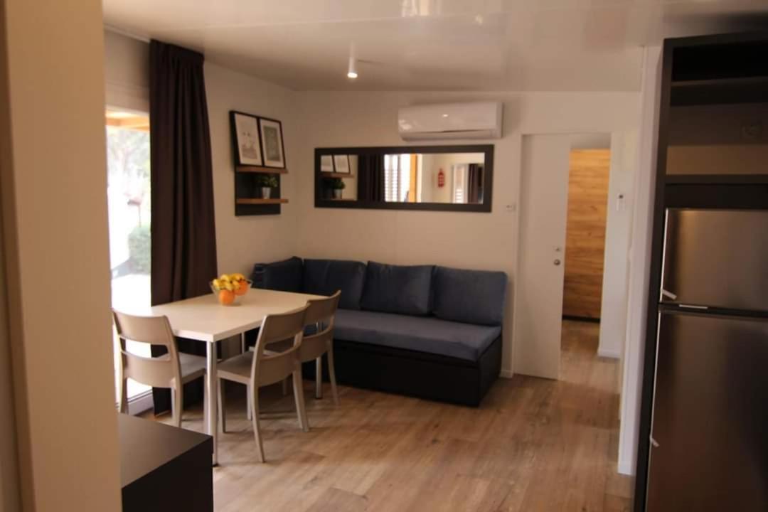 Mobile Home Anamari بيوغْغاد نا موغو المظهر الخارجي الصورة