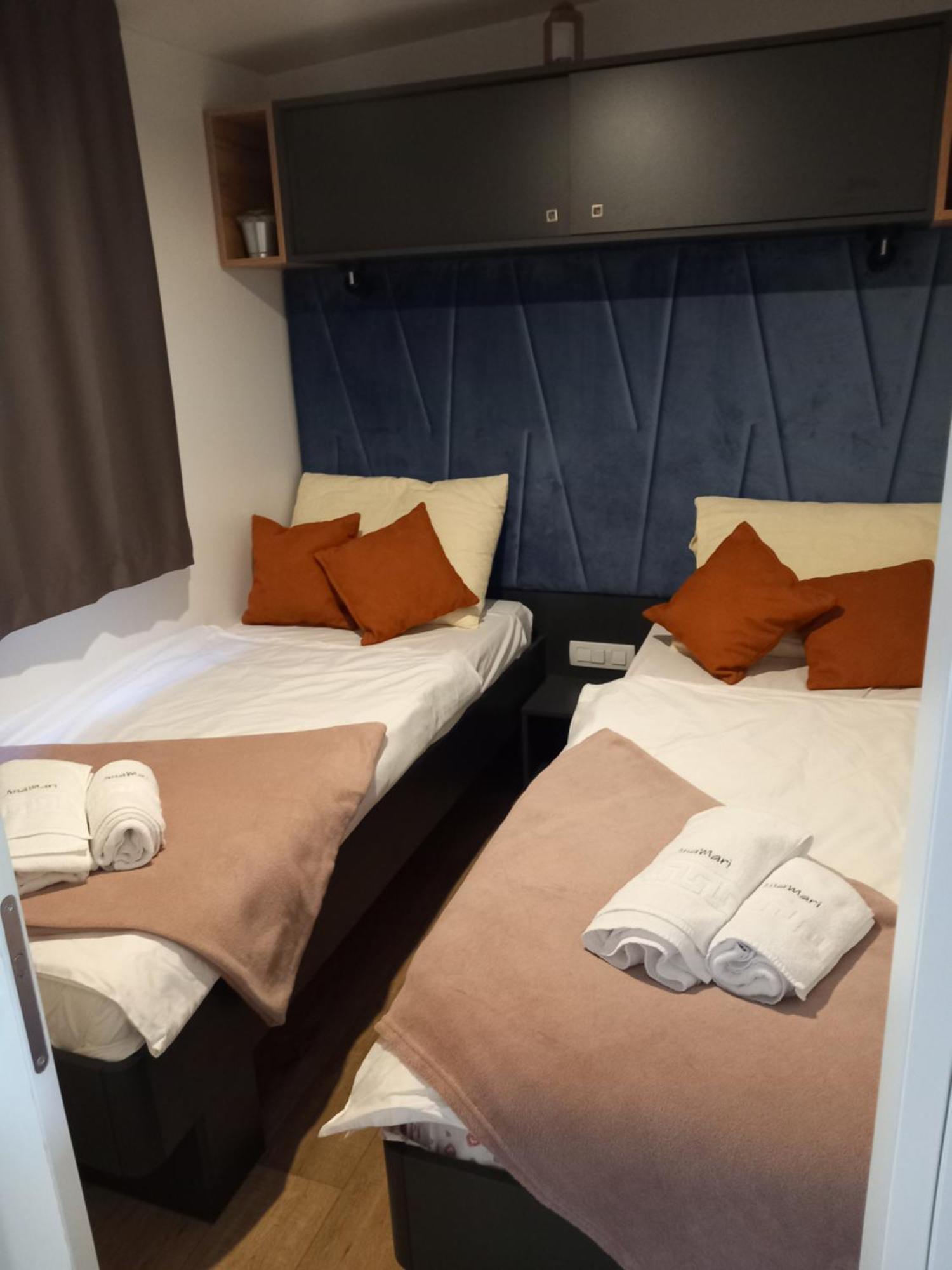 Mobile Home Anamari بيوغْغاد نا موغو المظهر الخارجي الصورة