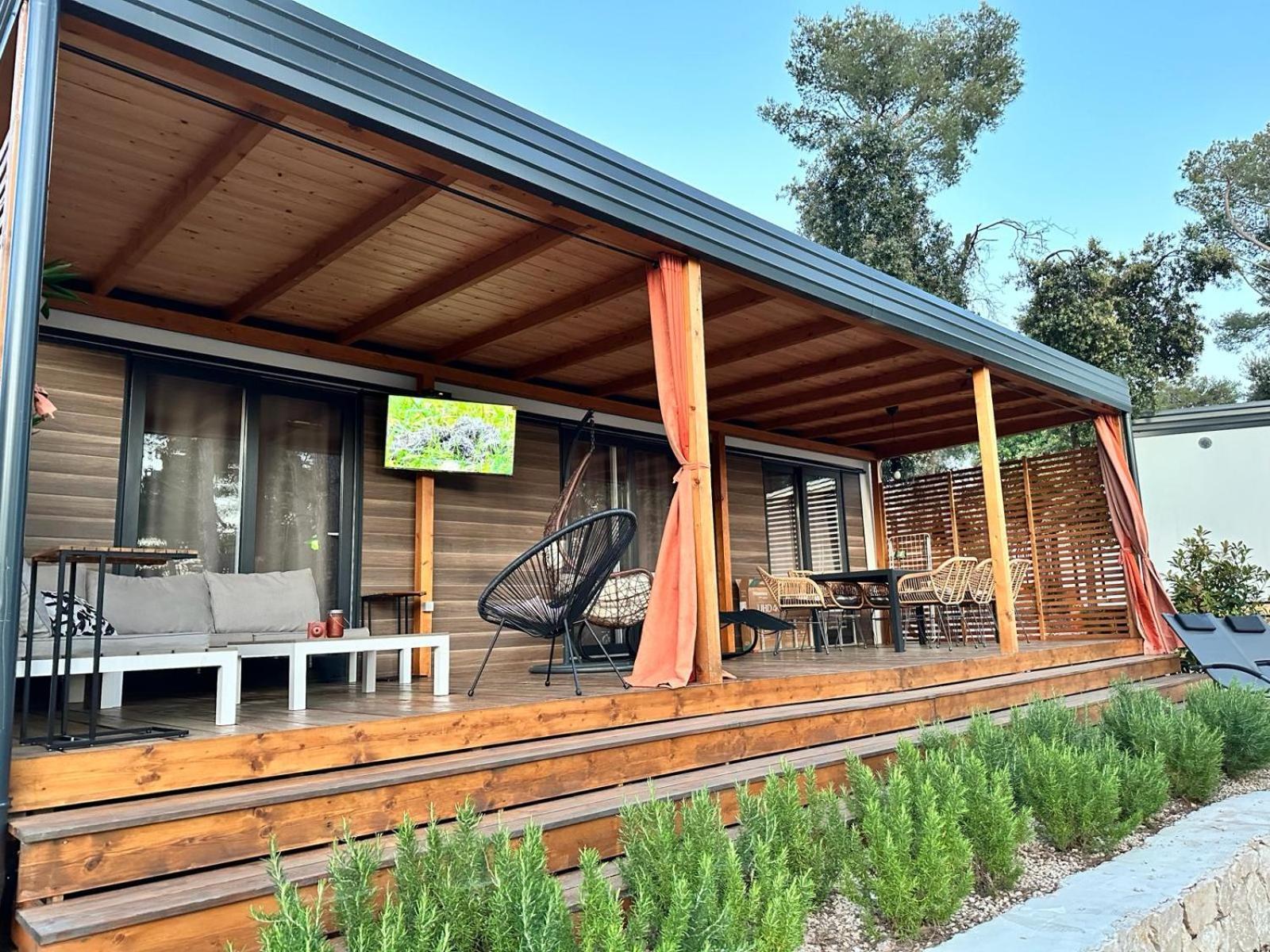 Mobile Home Anamari بيوغْغاد نا موغو المظهر الخارجي الصورة